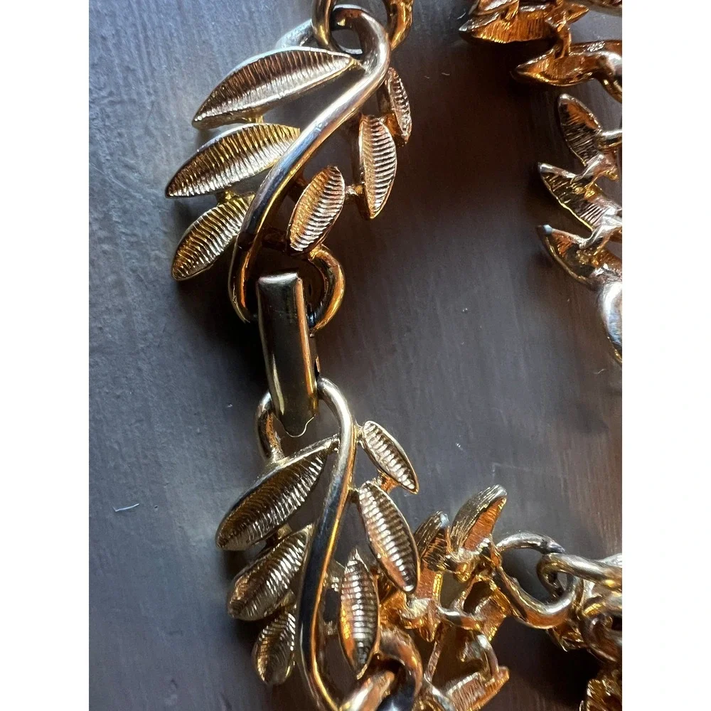 Napier Leaf Bracelet 7.5